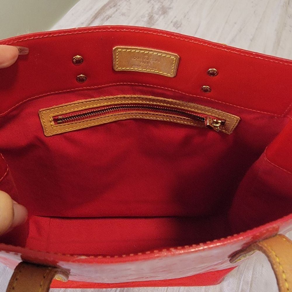LOUIS VUITTON Monogram Vernis Reade MM Hand Bag Red Rouge LV Auth With Dust Bag - Picture 6 of 12